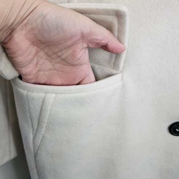 BCBG MAX AZRIA Cream Ivory Wool Cashmere Winter Coat Woman's Size 12 - Picture 7 of 16